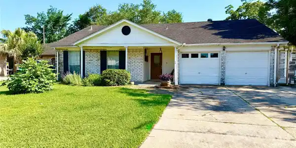 1201 N Heron Drive