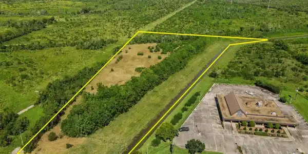 Image 2: Yellow line is an estimate. Review survey for exac