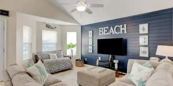 4122 REEVES DRIVE