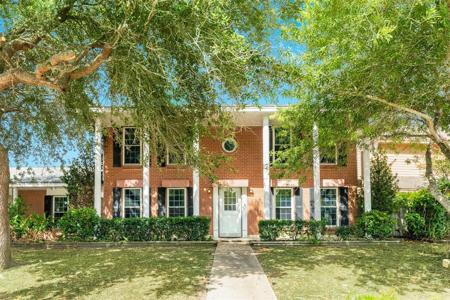 14 Quintana Drive