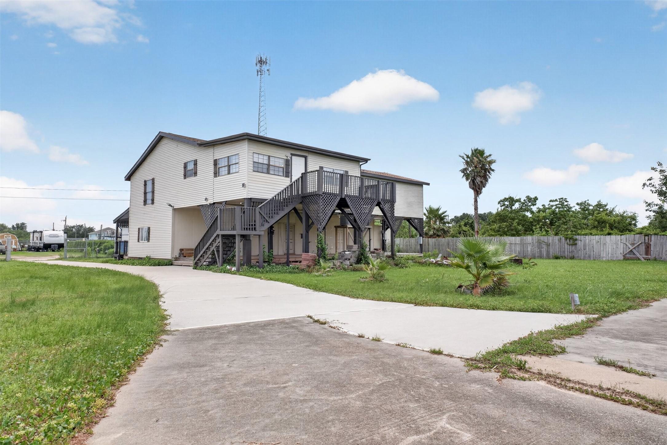 Image 3: Two Driveways to Access