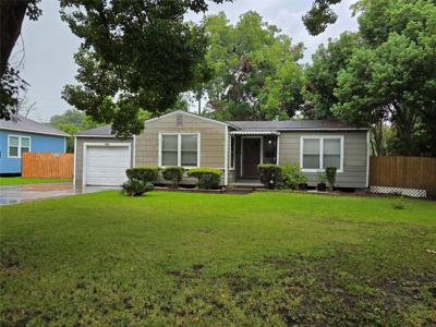 2726 S Crockett Street