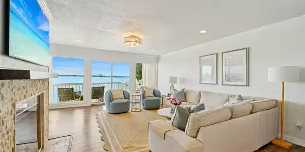 2 Mariner Village Drive