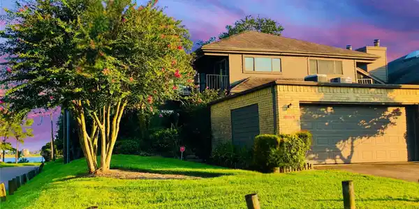 18244 Lakeside Lane