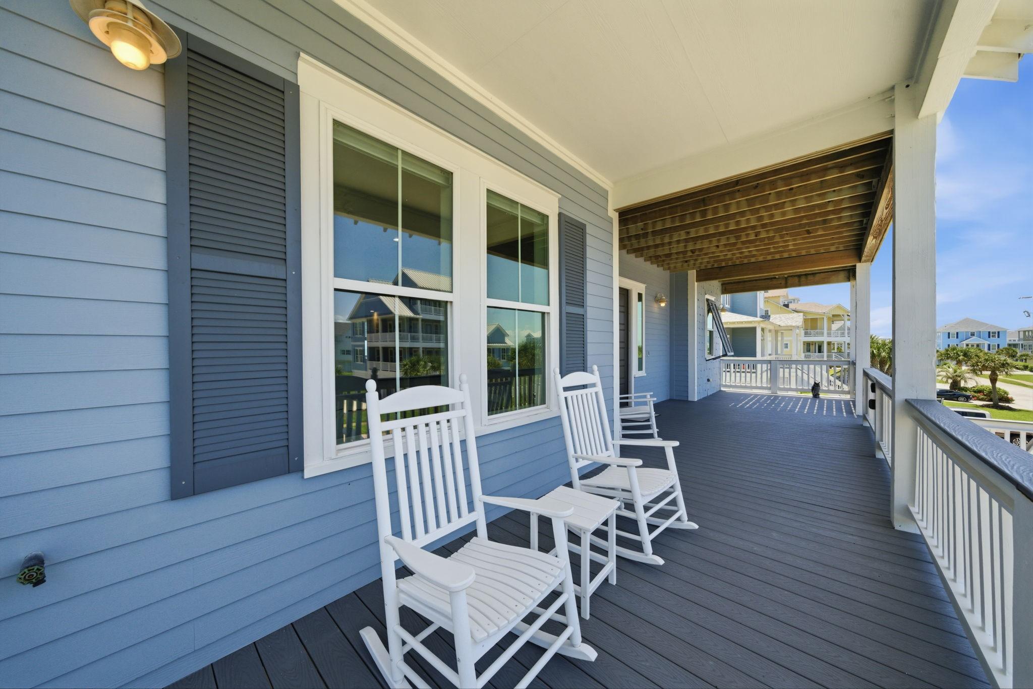 Image 3: Large covered deck greets you and guests