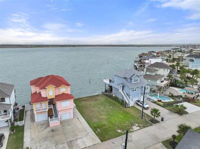 1618 Windsong Way