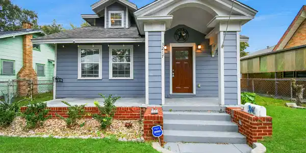 3217 Michigan Street