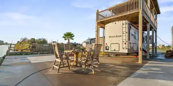 Image 4: Enjoy peaceful outdoor living with a cozy table se