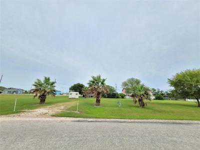 631 W Bayshore Drive