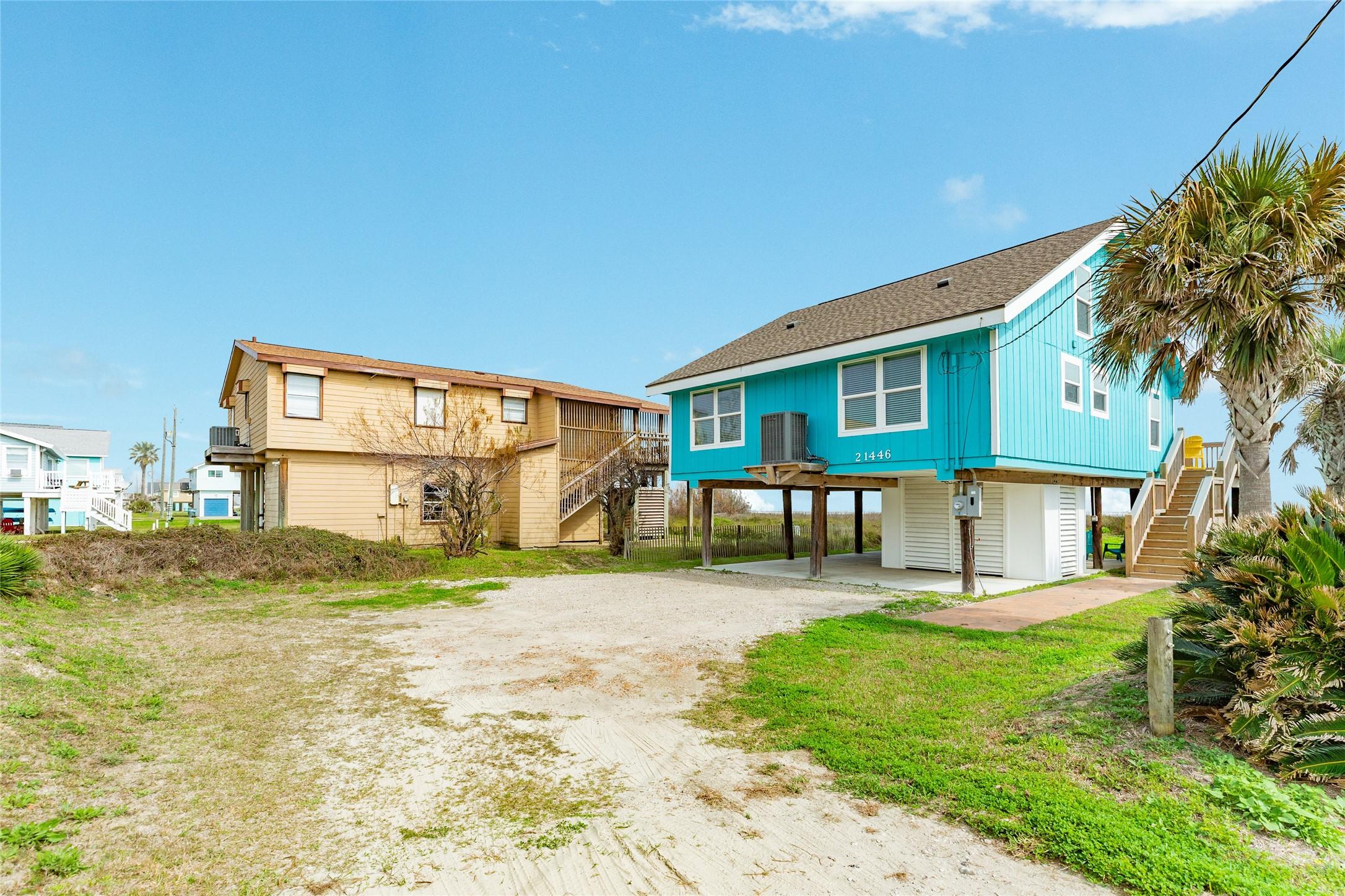 Image 4: Plenty of private parking for family, friends and