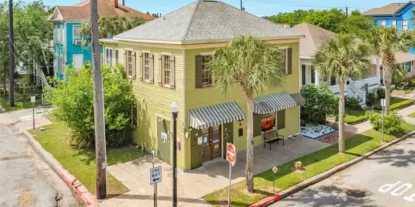 1201 Postoffice