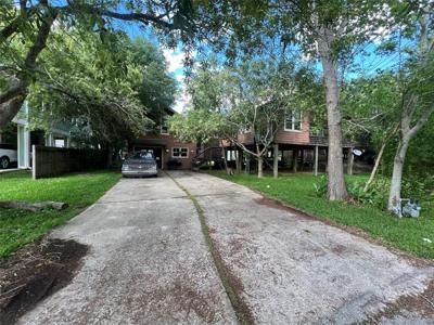 902 Cedar Road