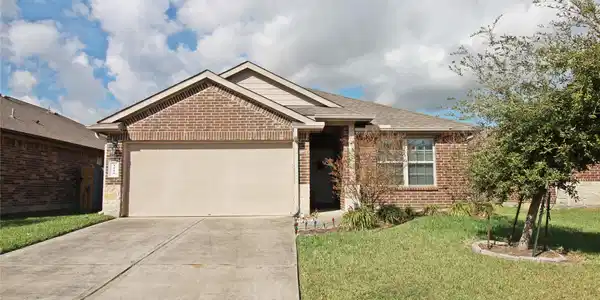 4019 Spurwing Lane
