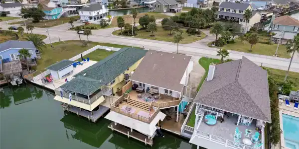 1114 Tiki Dr Drive