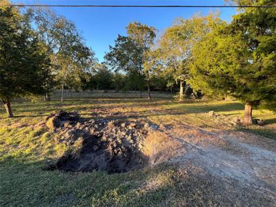 138 W Shreck Avenue