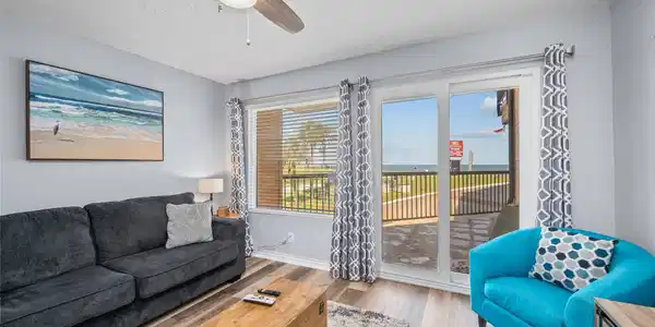 Image 4: Welcome to your new beach condo!