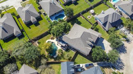 1602 Old Orchard Lane