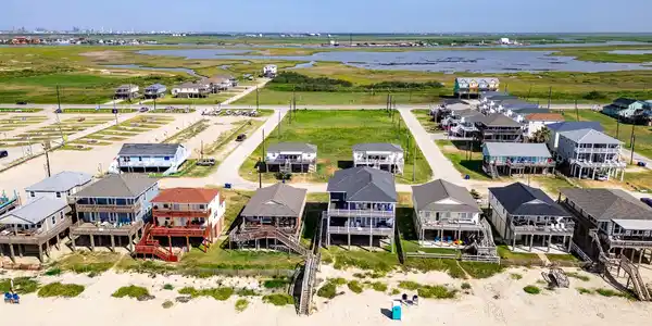 Image 4: PROXIMITY TO THE INTRACOASTAL WAY TO THE LOT