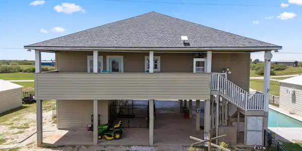 Image 2: Back of House