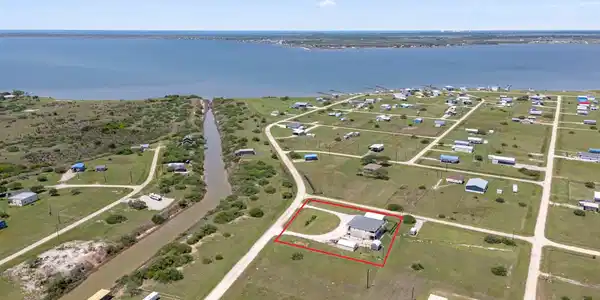 Image 3: Bird's Eye View