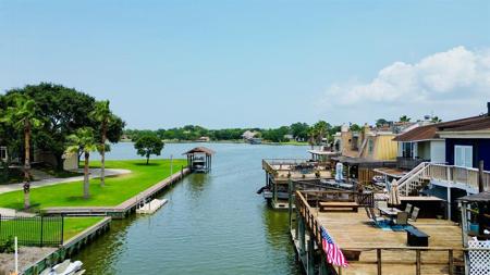 4515 Kingston Harbor Drive