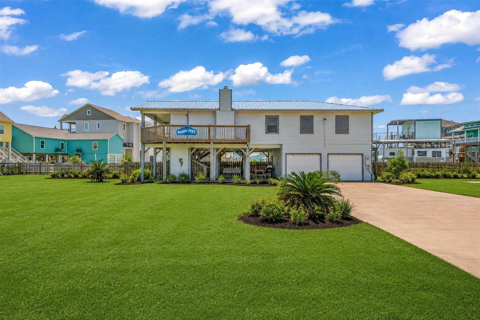 Image 4: Coastal retreat in Emerald Beach offering 3 bedroo