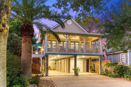 916 Hawthorne Road