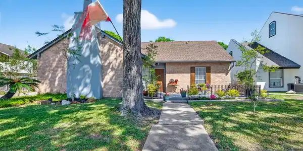 3107 Silver Springs Drive