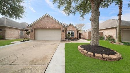 2429 Thorndon Park Court