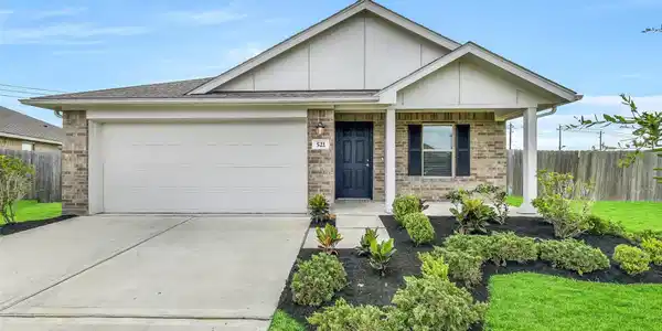521 Maple Bend Lane