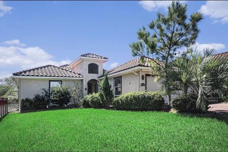 2763 Broadway Street