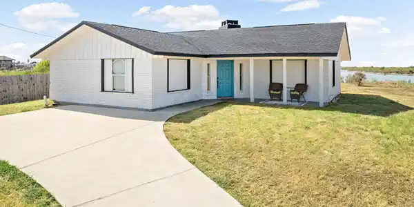 2055 Hwy 87