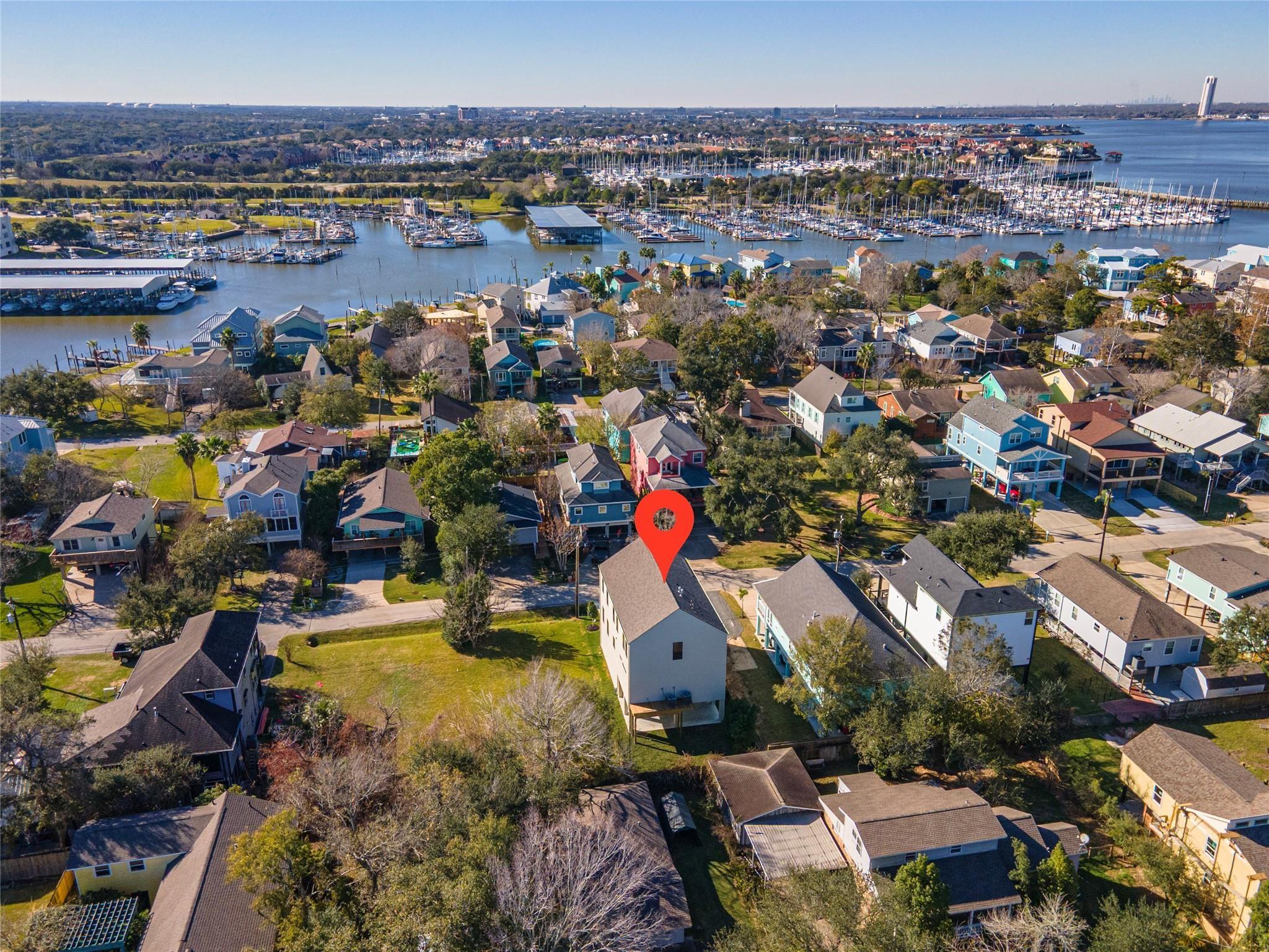 Image 2: Surrounded by lakefront on all sides.