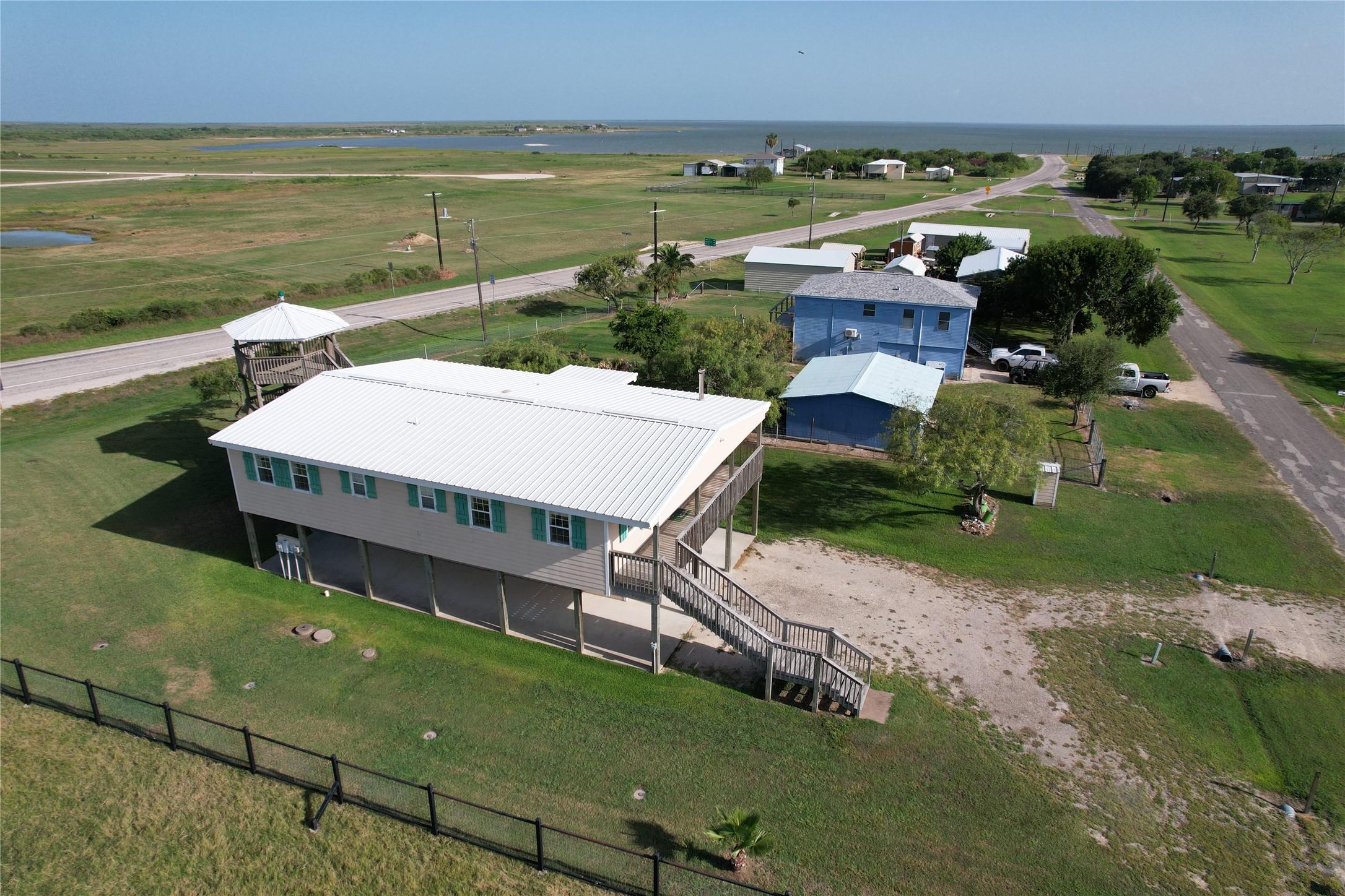 Image 1: Aerial view with Keller Bay in the background