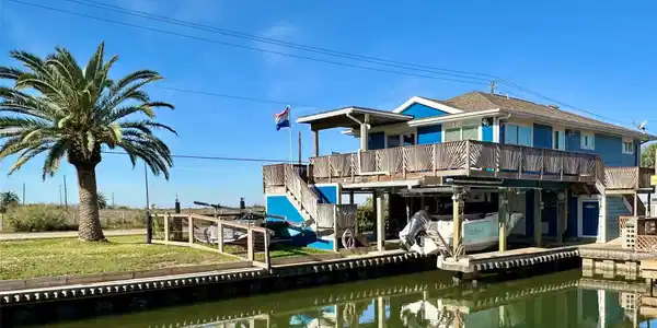 16719 Tahiti Way