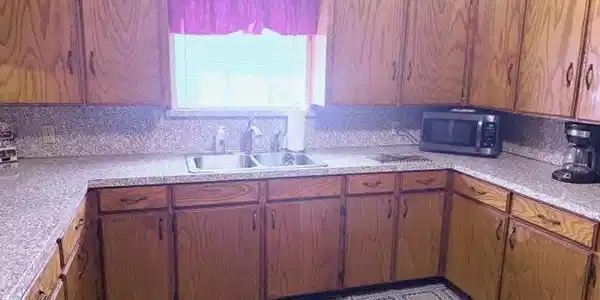 Image 2: BIG KITCHEN