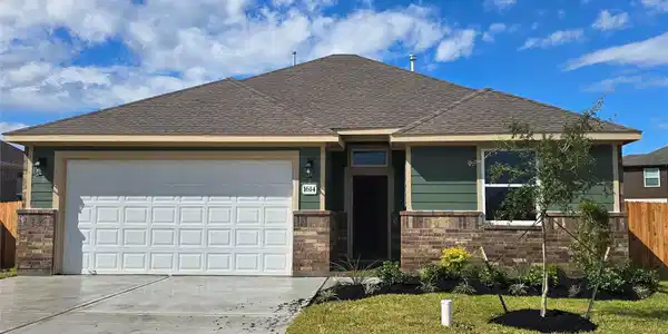 1614 Carefree Circle