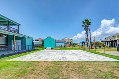 955 Meynig Drive