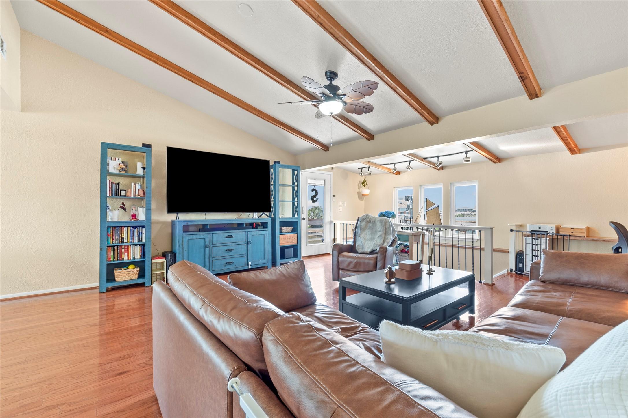 Image 4: OPEN CONCEPT