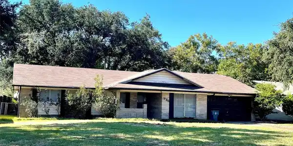 725 Westwood Drive
