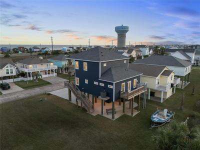 22318 Vista Del Mar