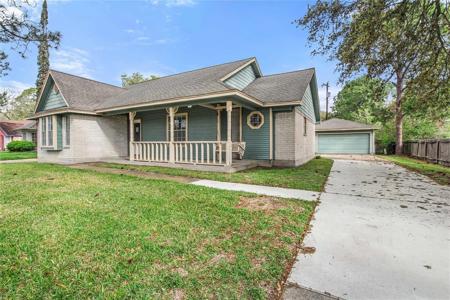 2900 Pine Forest