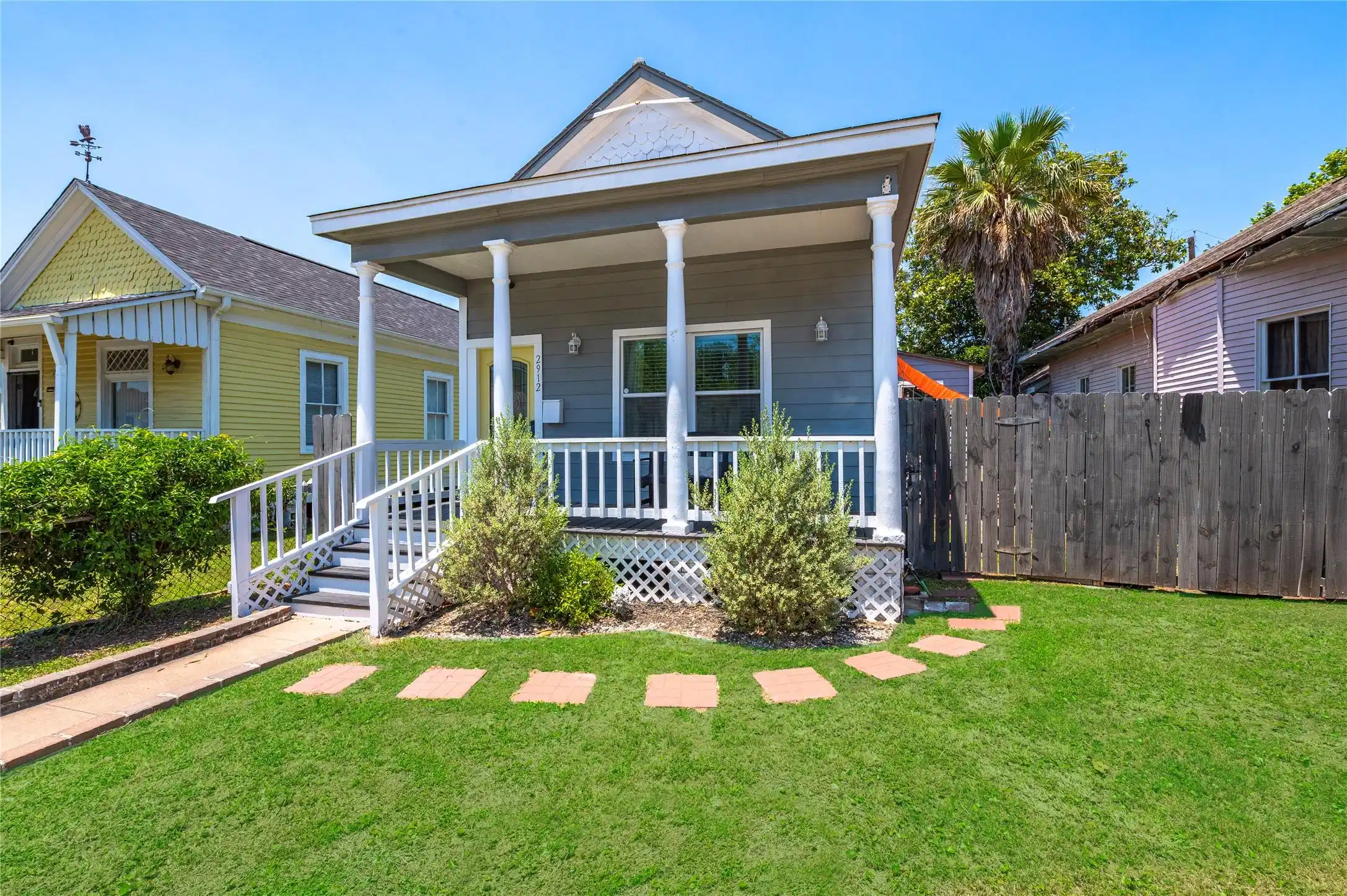 Image 1: Beautifully remodeled 4/2, large front porch, and