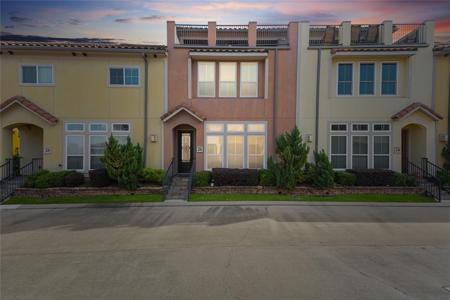 26 W Oaks Drive