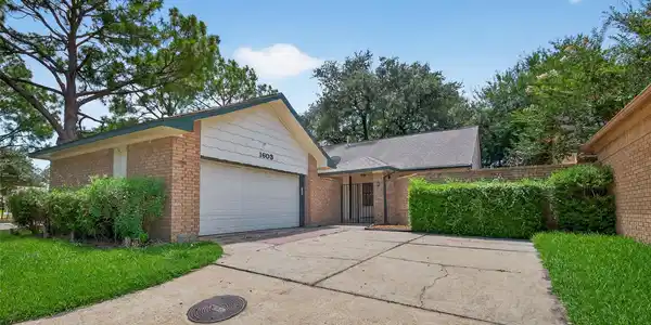 1603 Mary Mount Way