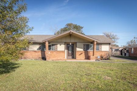 4510 Ponderosa Drive