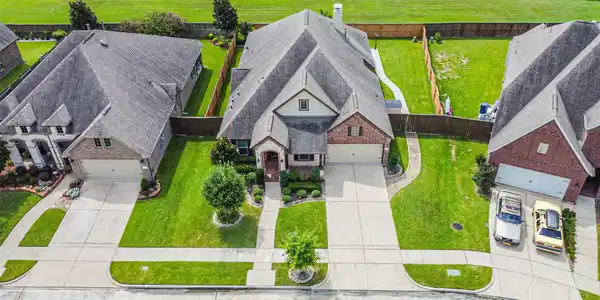 623 Aquilla Square