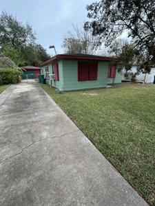 2109 Briar Lane