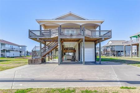 967 Albatross Lane