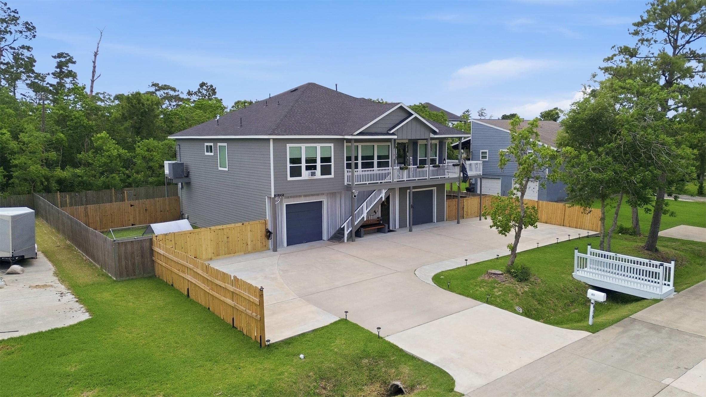 Image 4: Extended Side Driveway